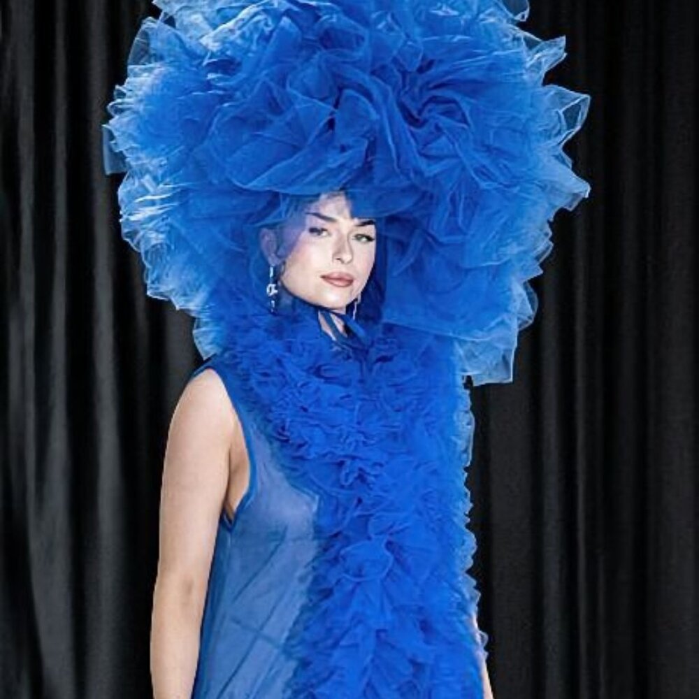 High Fashion Electric Blue Tulle Trimmed Flowing Sleeveless Opera Coat